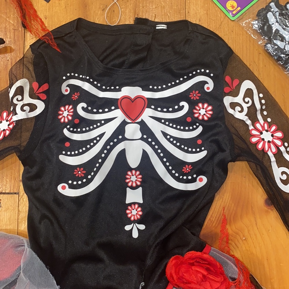 Day of the Dead Halloween Costume Scared to the Bone Skeleton Child M 7 - Picture 3 of 10